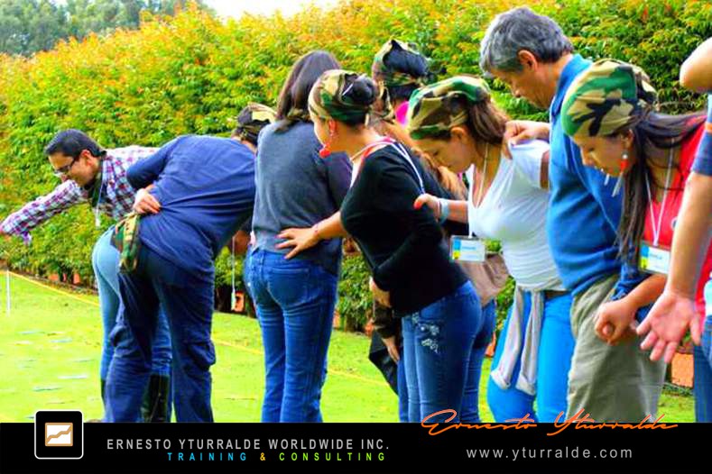 Talleres de Cuerdas Bajas | Dinámicas grupales para empresas en LATAM