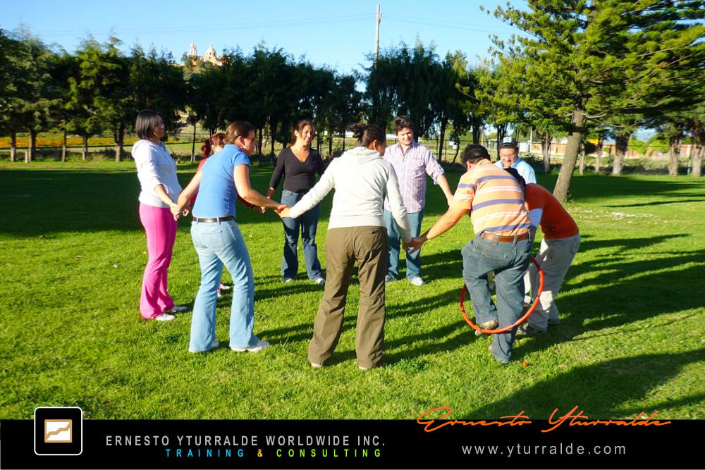 Talleres de Cuerdas | Actividades corporativas para confianza y liderazgo