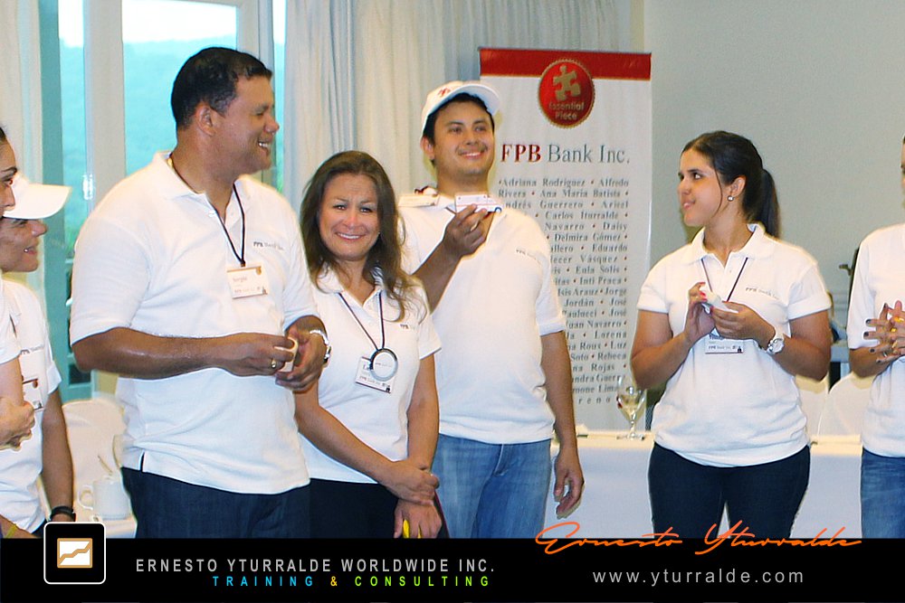 Cuerdas Bajas en entornos Outdoor | Actividades de Team Building que generan confianza y liderazgo