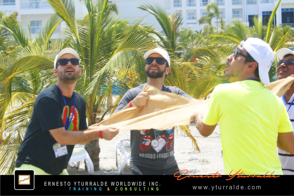 Outdoor Training con Cuerdas Bajas | Estrategias de aprendizaje experiencial para equipos